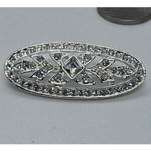 vintage rhinestone brooch, silver toned